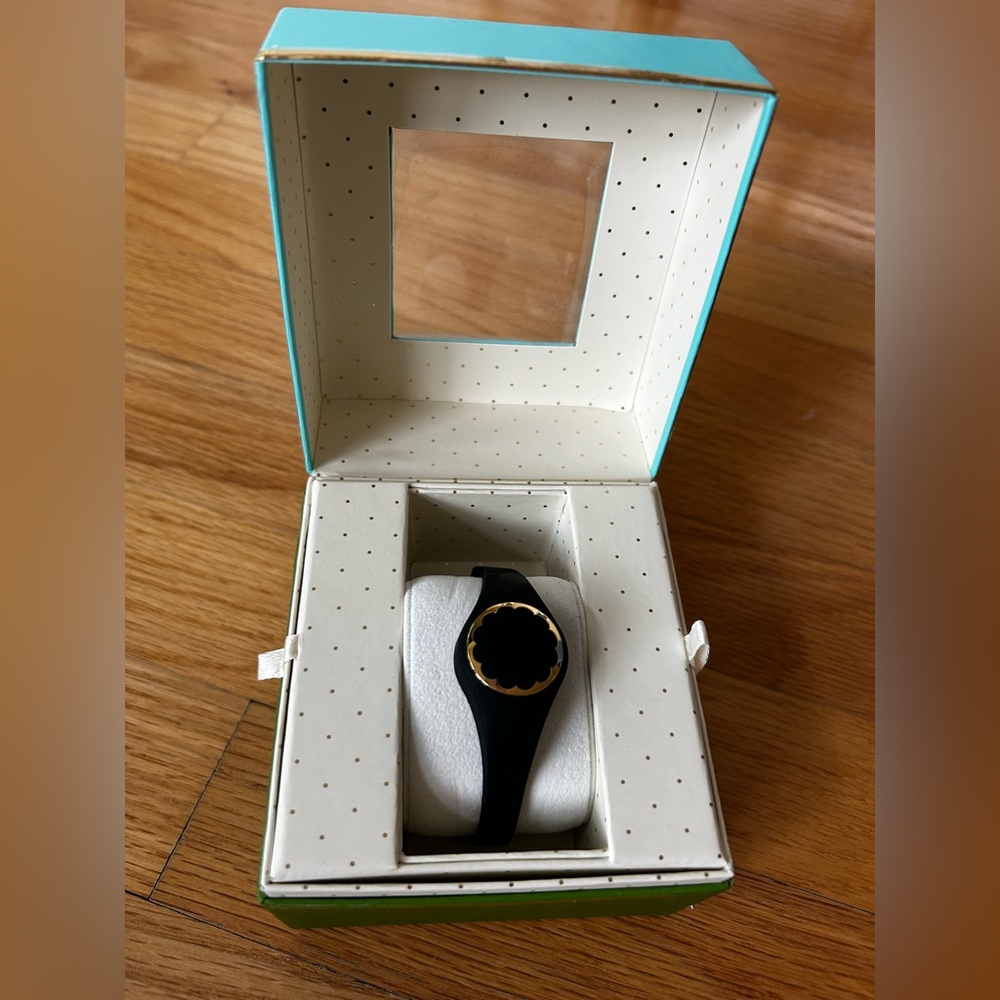 Kate Spade New York black scallop activity tracker
